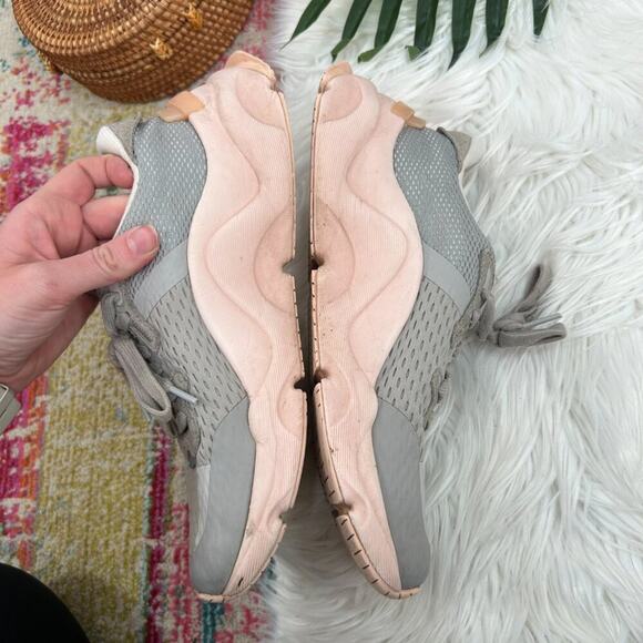 Sorel Gray Pink Kinetic Renegade Lace Sneaker 9 Sporty Activewear - Picture 7 of 10